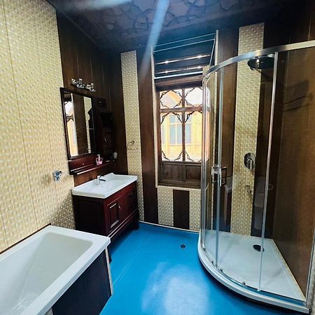 Hotel Floating Luxury Group Of Houseboats Srīnagar Exterior foto
